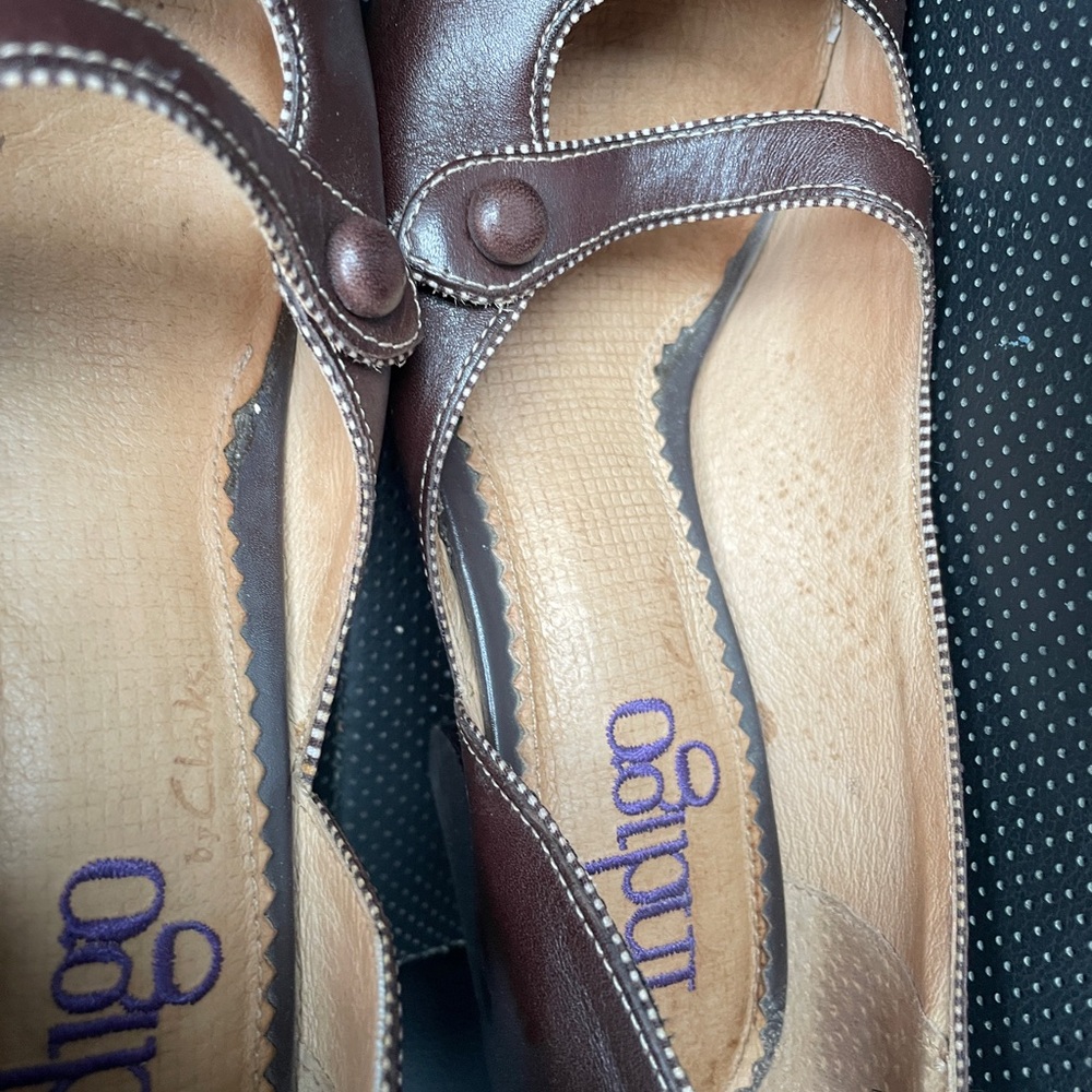 Brown Leather Mary Jane Shoes - Picture 2 of 6